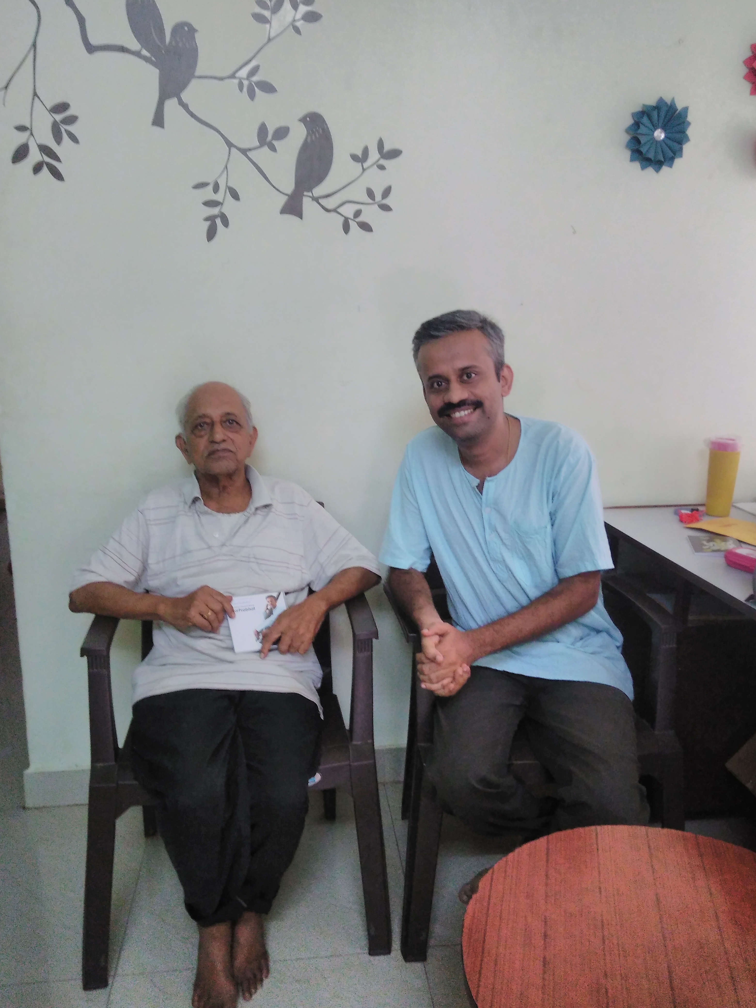 Mukul with Pt Nishikant Paramane ji at his residence in Kolhapur June 9th, 2018